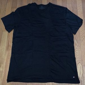 Tommy Hilfiger Black T-shirt. Size XXL. BRAND NEW